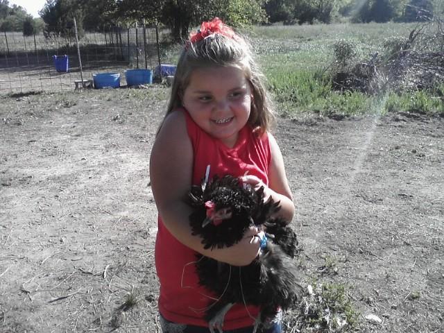 68327_kids_with_chickens_3.jpg