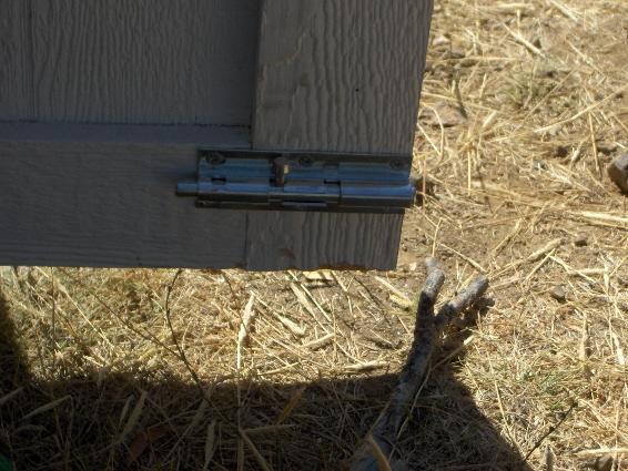 7630_826doorbolt.jpg