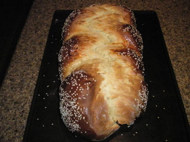 7664_easter_bread_2009_004.jpg