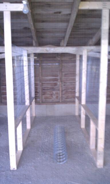 76732_chickenbarnpen.jpg