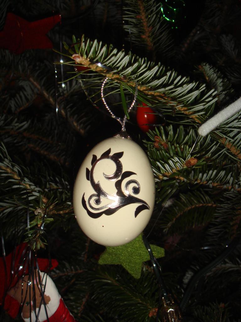 84109_ornament_2.jpg