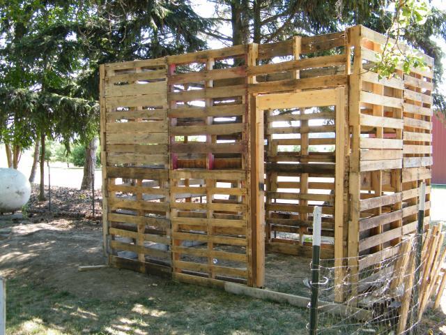 Pallet chicken coop ideas?? | BackYard Chickens