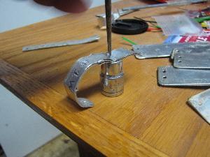 86697_tag_hole_punch.jpg