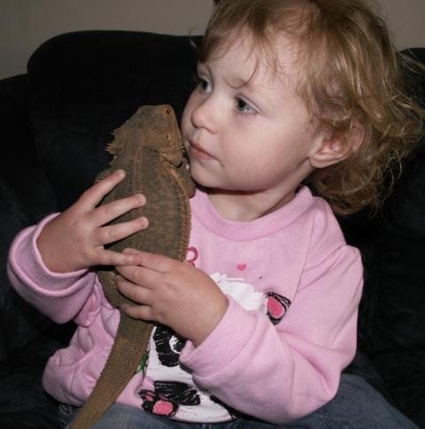 87049_charlotte_21_months_old_005_1.jpg