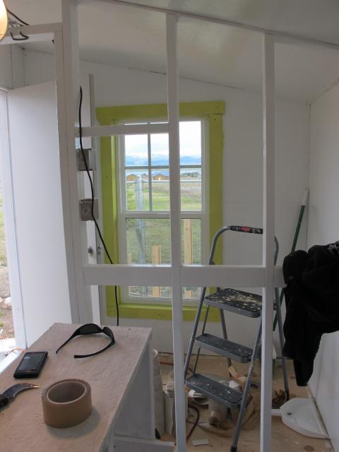 90484_nesting_box_wall.jpg