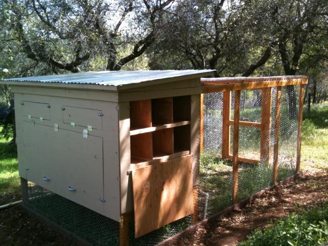 92957_chicken_coop_side_view.jpg