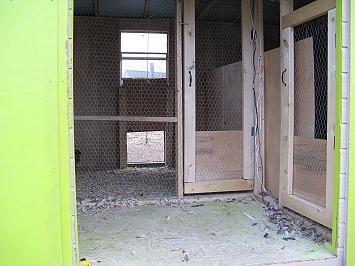 9332_inside_shed.jpg