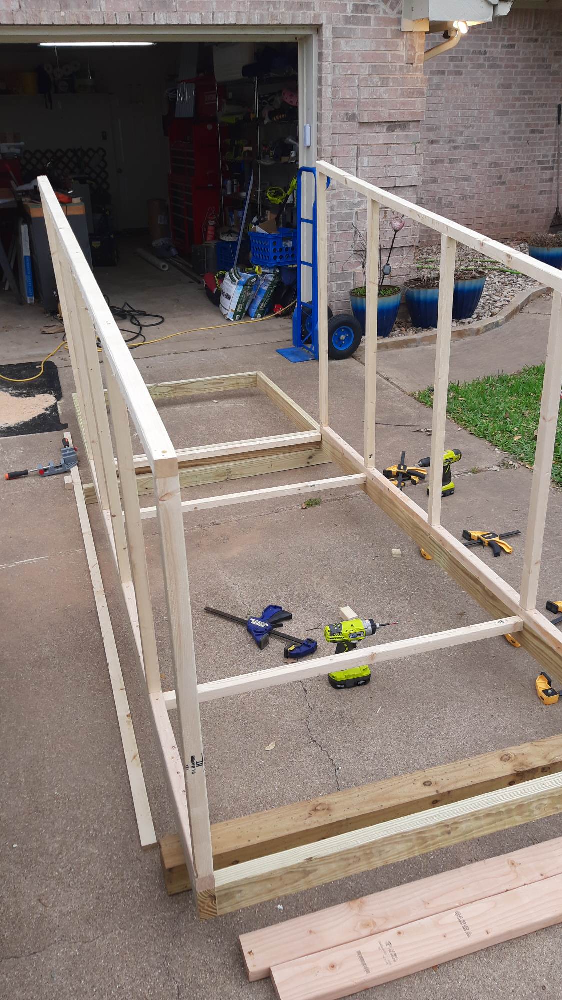 017-RunSideFrame2.jpg