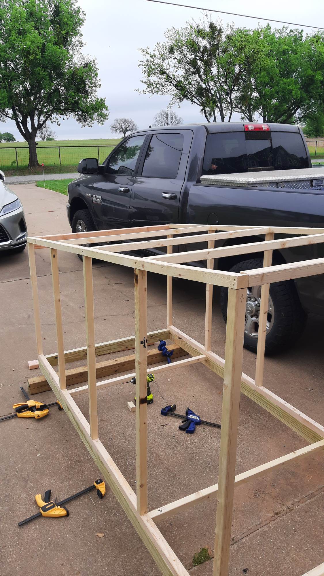 018-RunSidesTopFrame.jpg