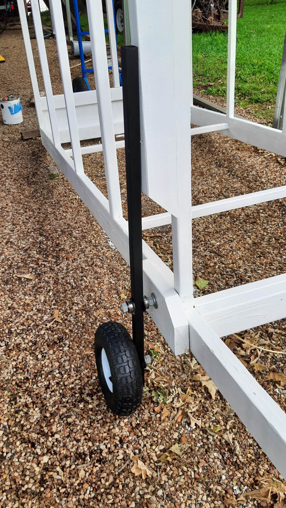 026RetractableWheelUp.jpg BackYard Chickens Learn How to Raise