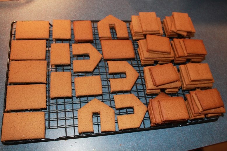 2012 mini gingerbread houses