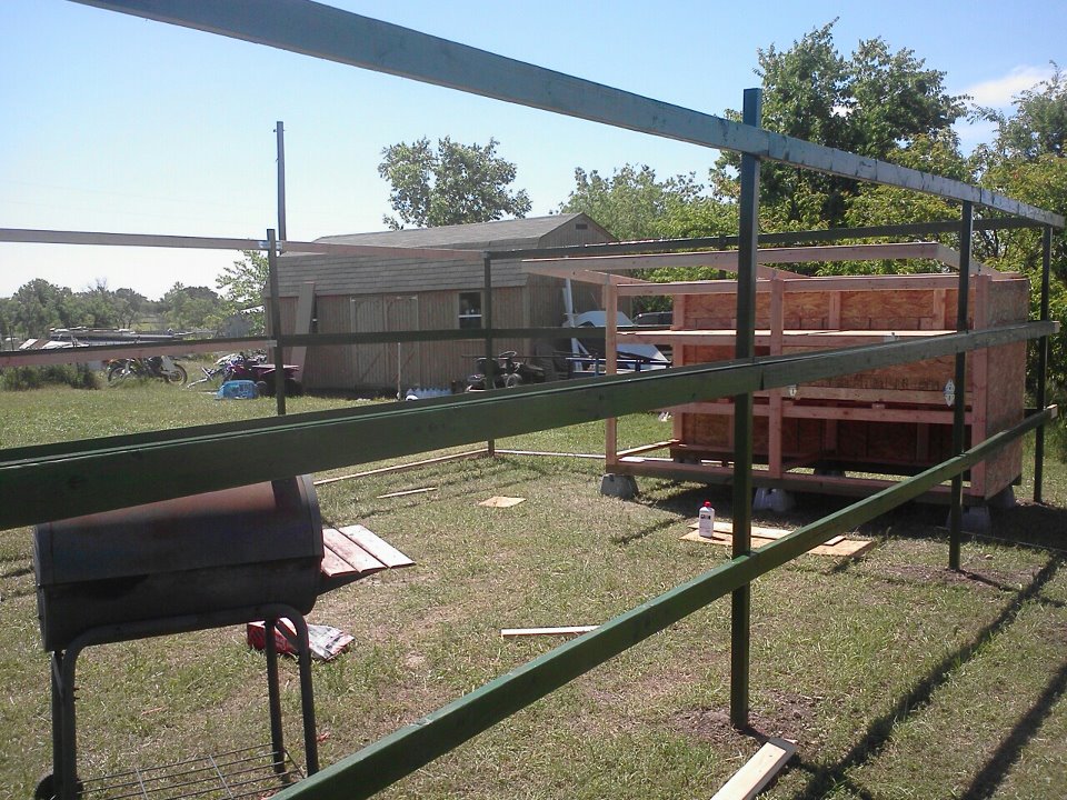 4/23/12 gettin started on building the hen house