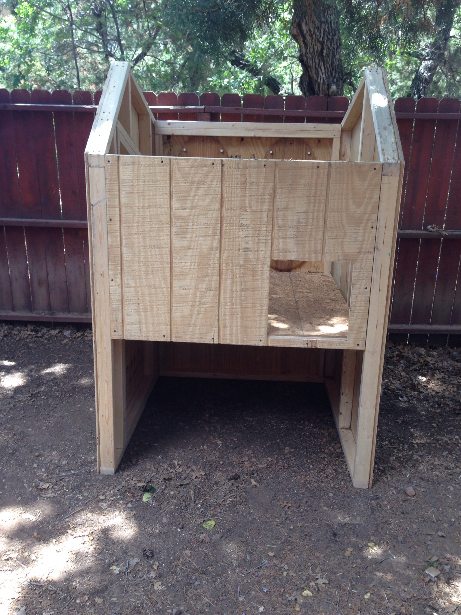4x4x6 hen house