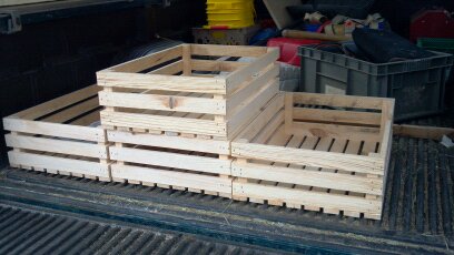 Apple crates