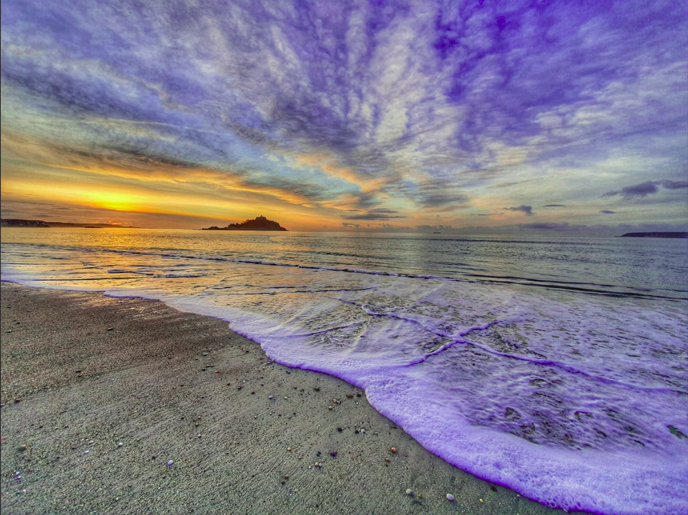 beach sunset by @ChickenMumAbi.png