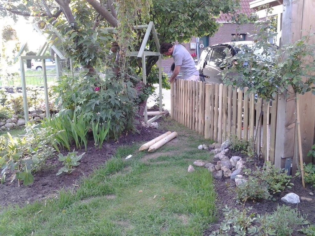 *
Building the coop day 1