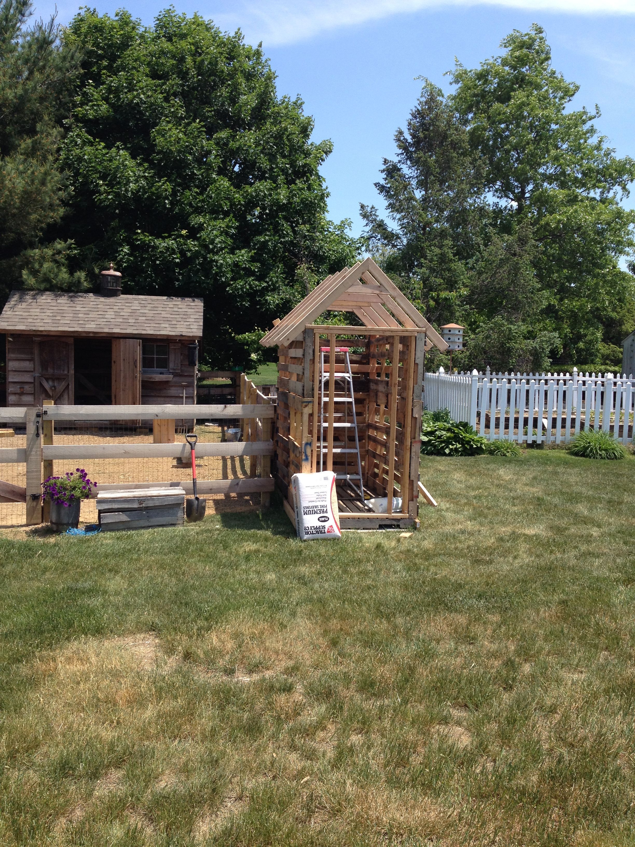 Building the potting/storage shed