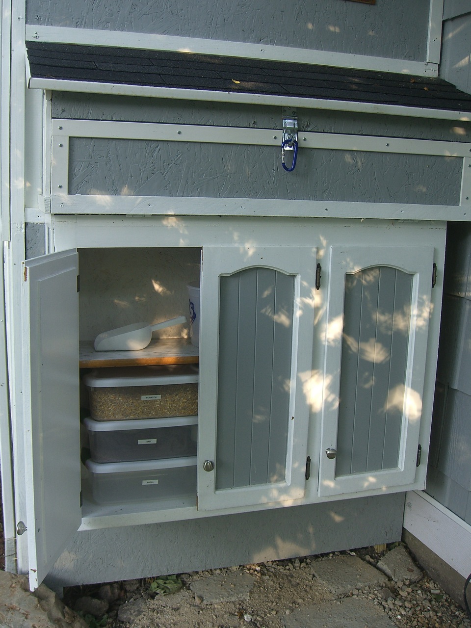 built-in storage beneath egg boxes