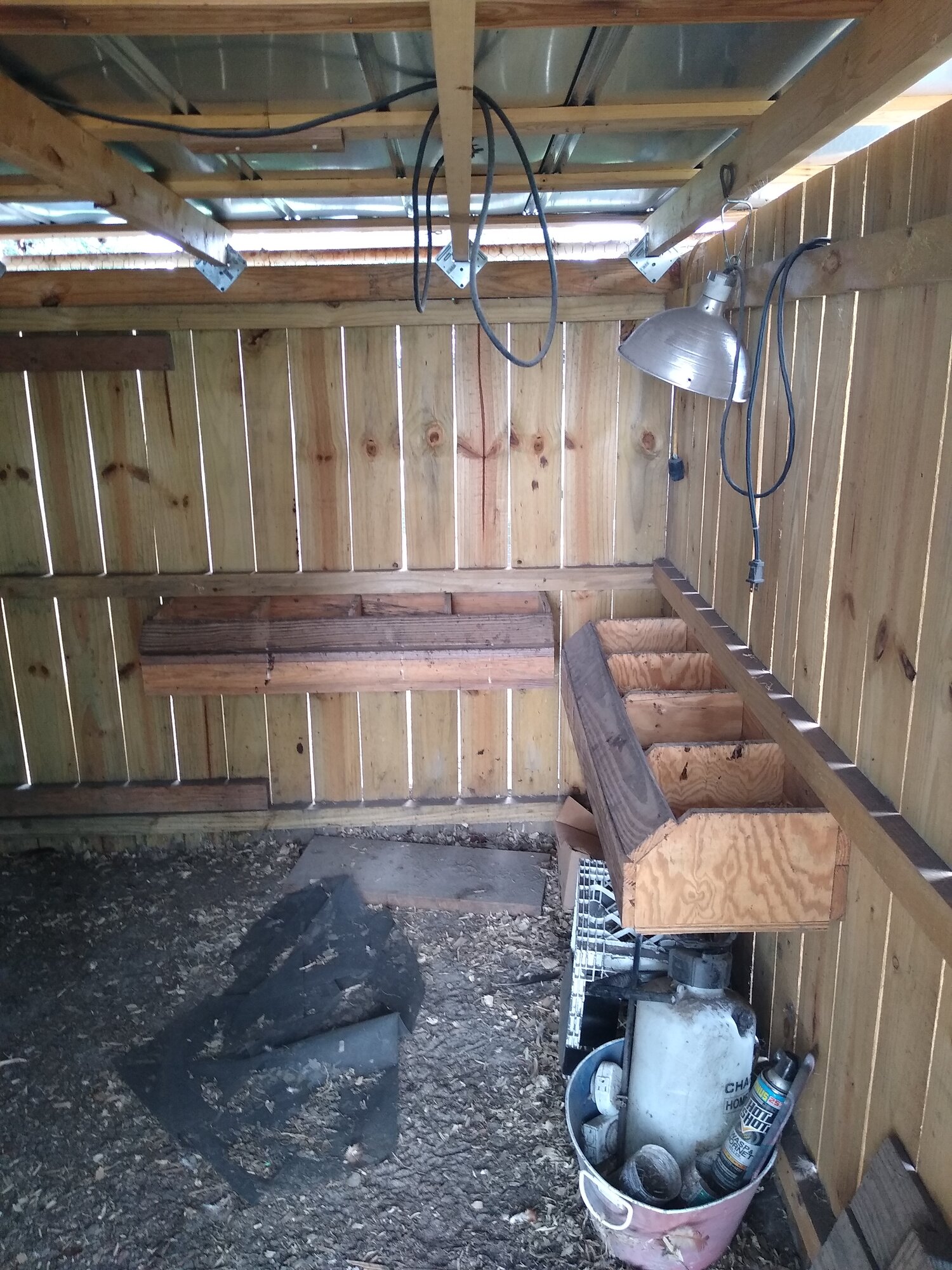 chicken coop7.jpg