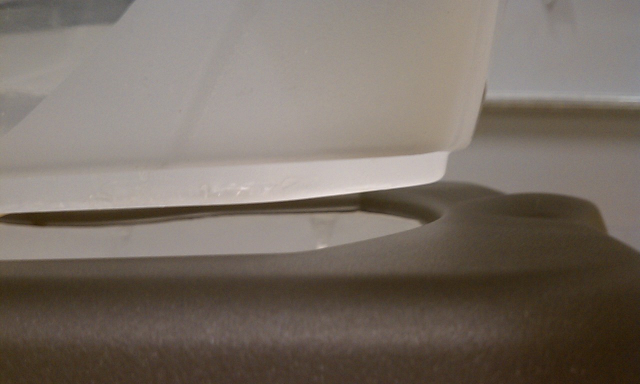 Close up of the bottom lip that nests into the lid.