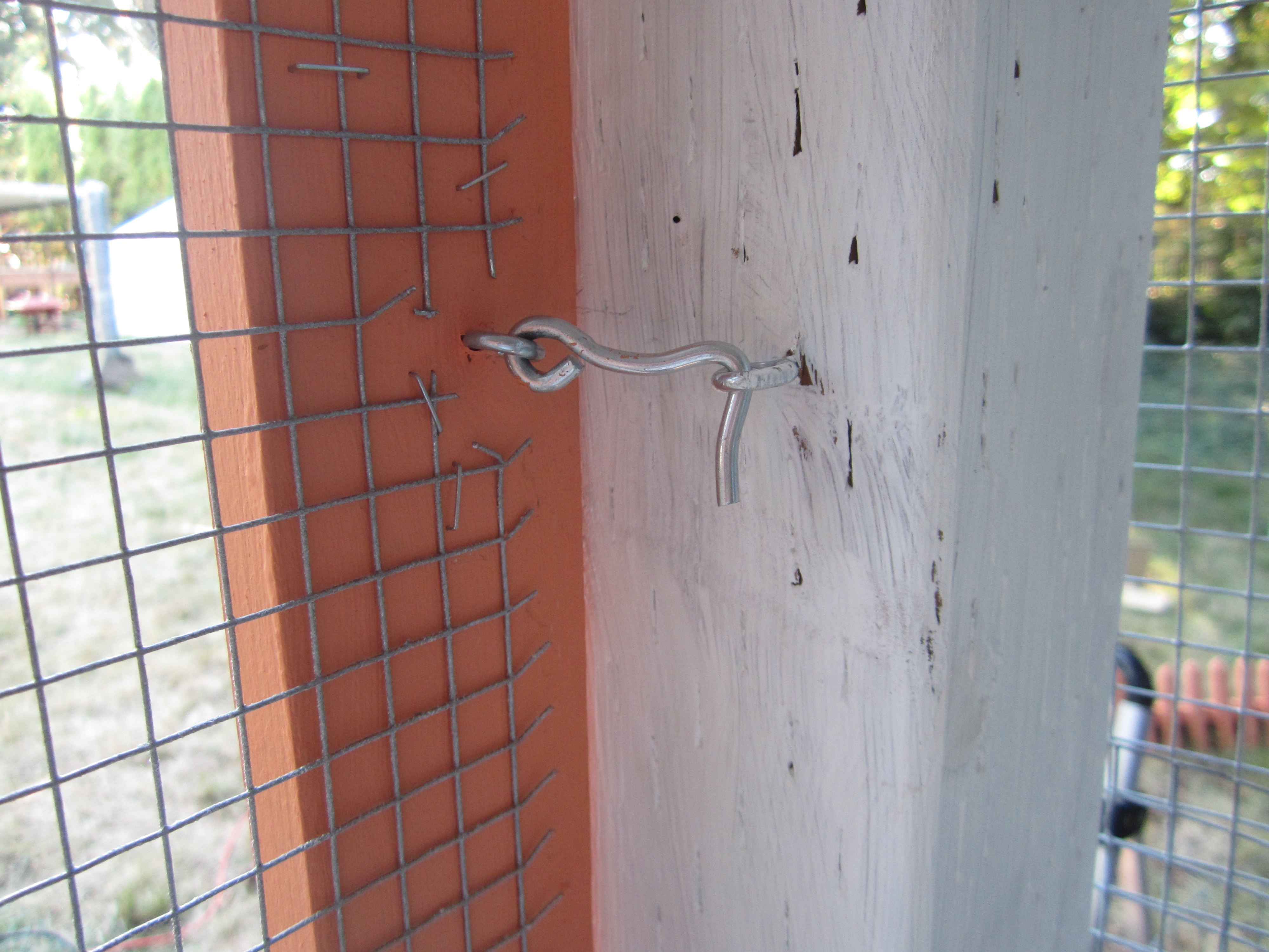 Door inner latch