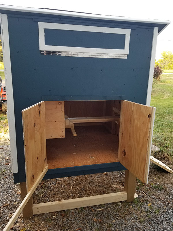 Dormer Coop - 4ft x 4ft