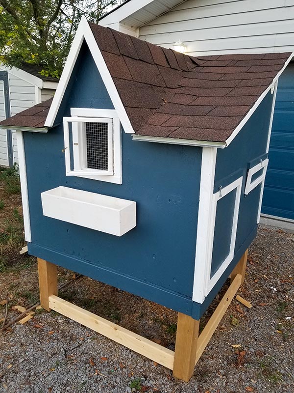 Dormer Coop - 4ft x 4ft