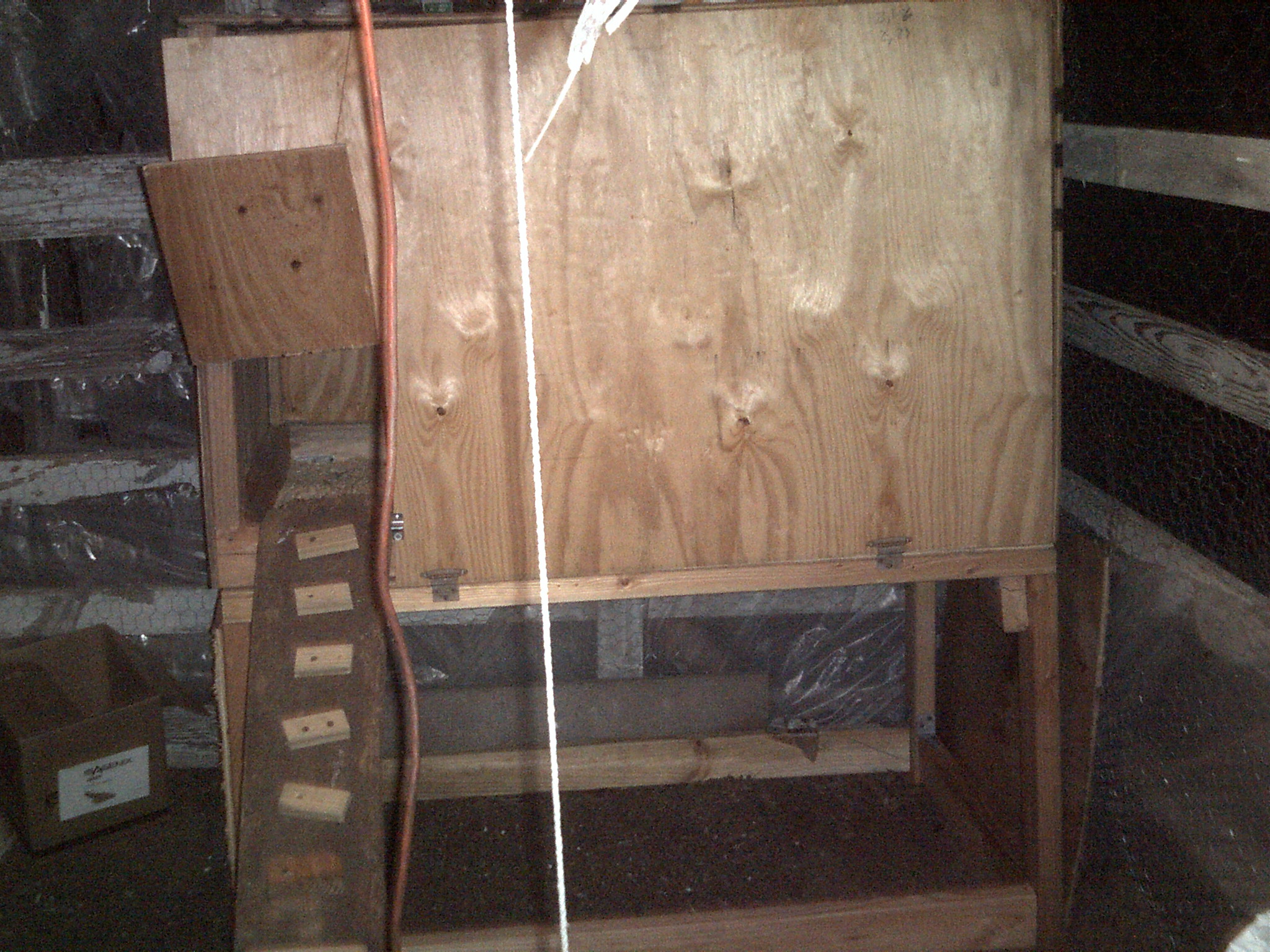 Double decker chicken house and brooder idea.