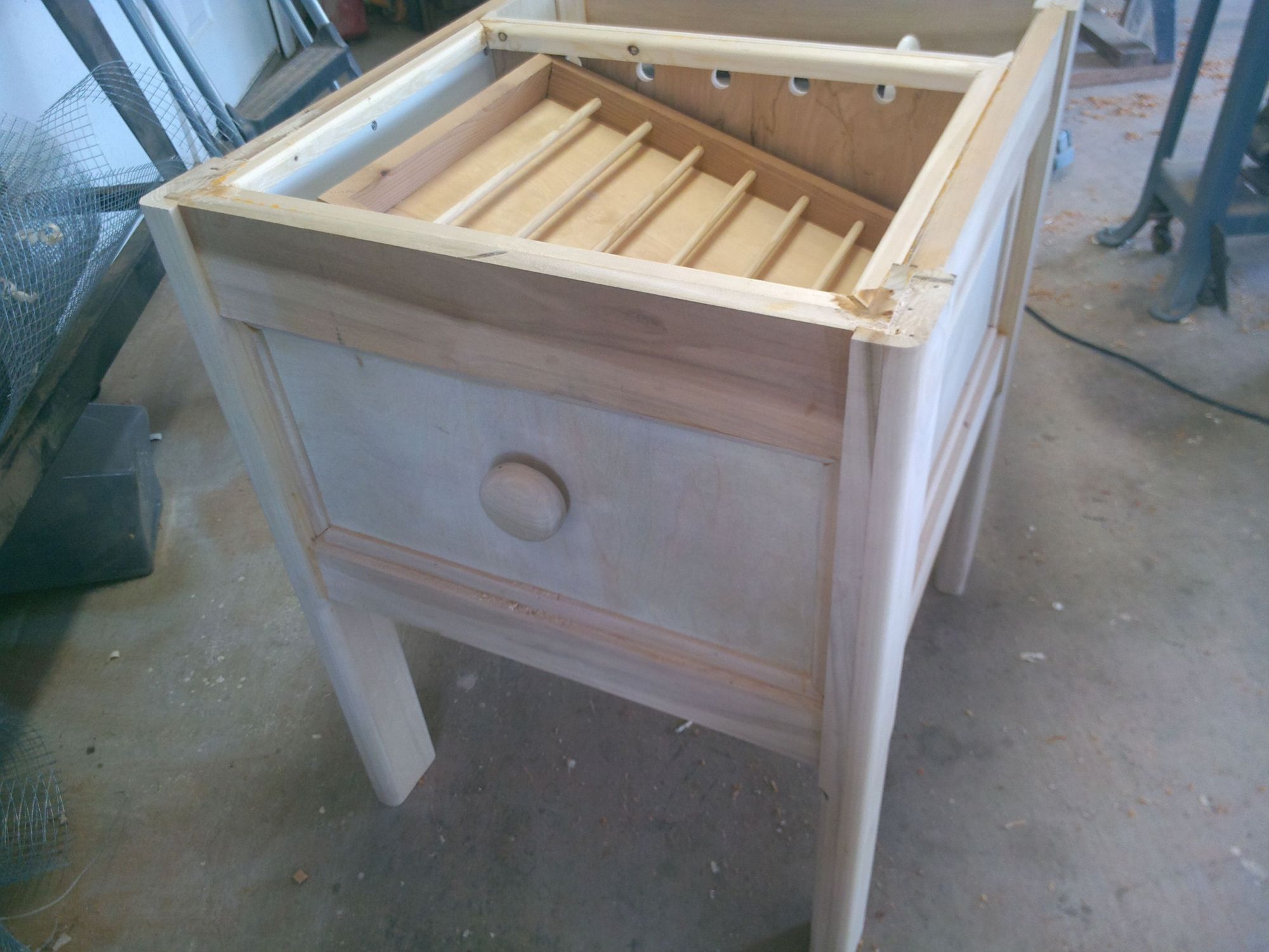 Egg turner in the incubator