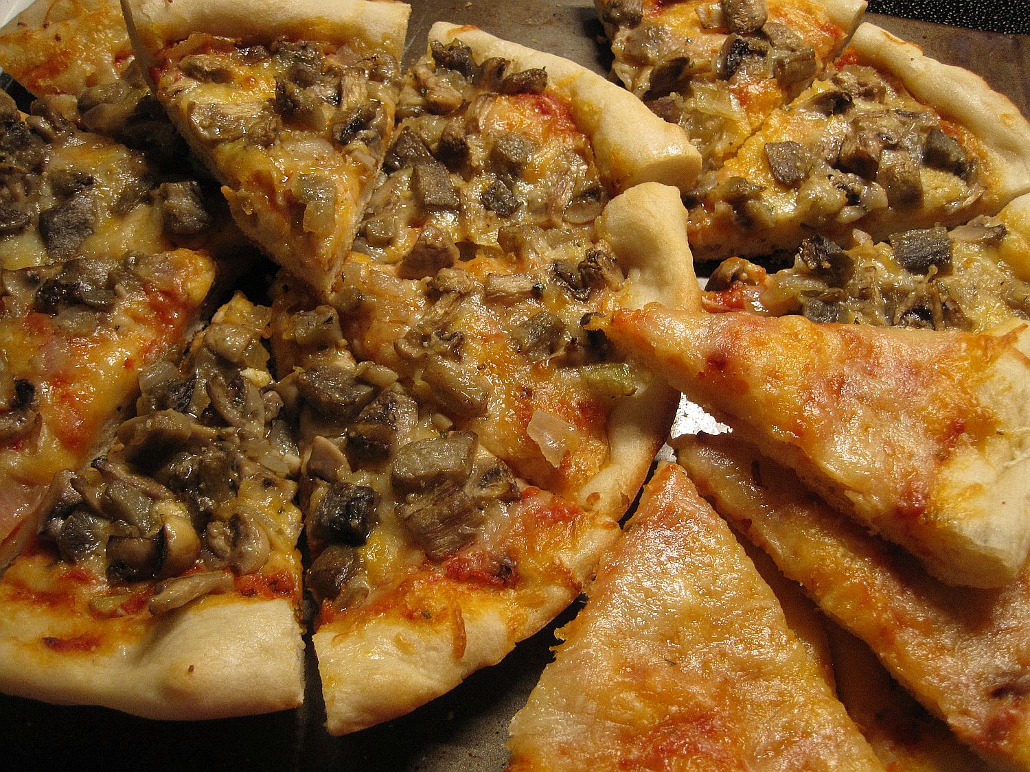 Eggplantmushroompizza111517a