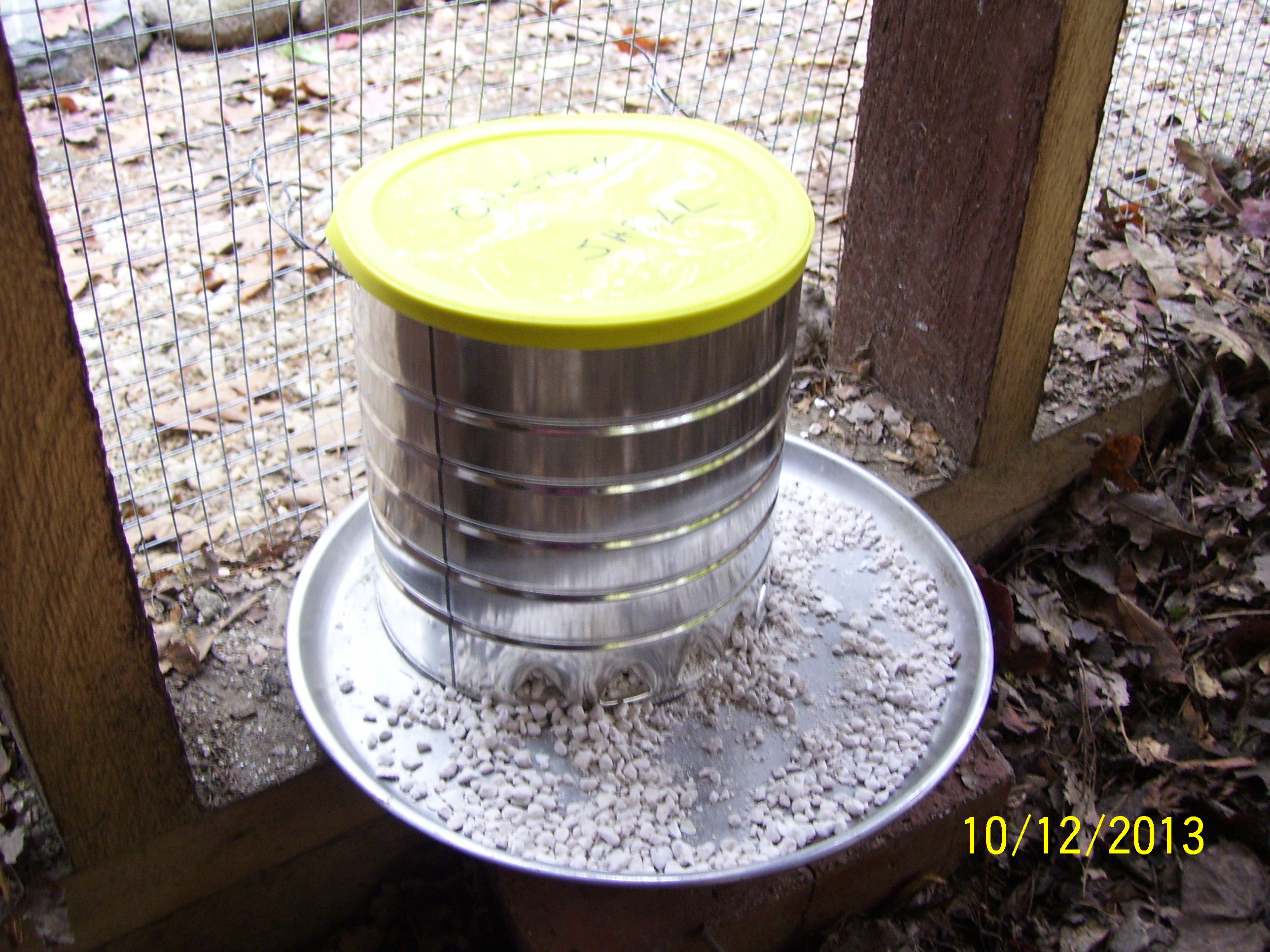 fill with oyster shell, put on coffee can lid