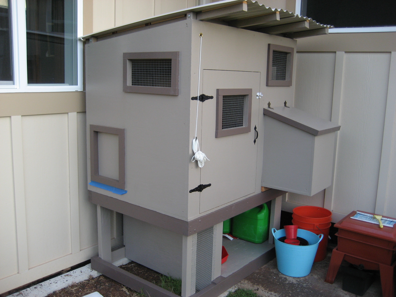 Finally!! The finished coop. Now to work on the run...