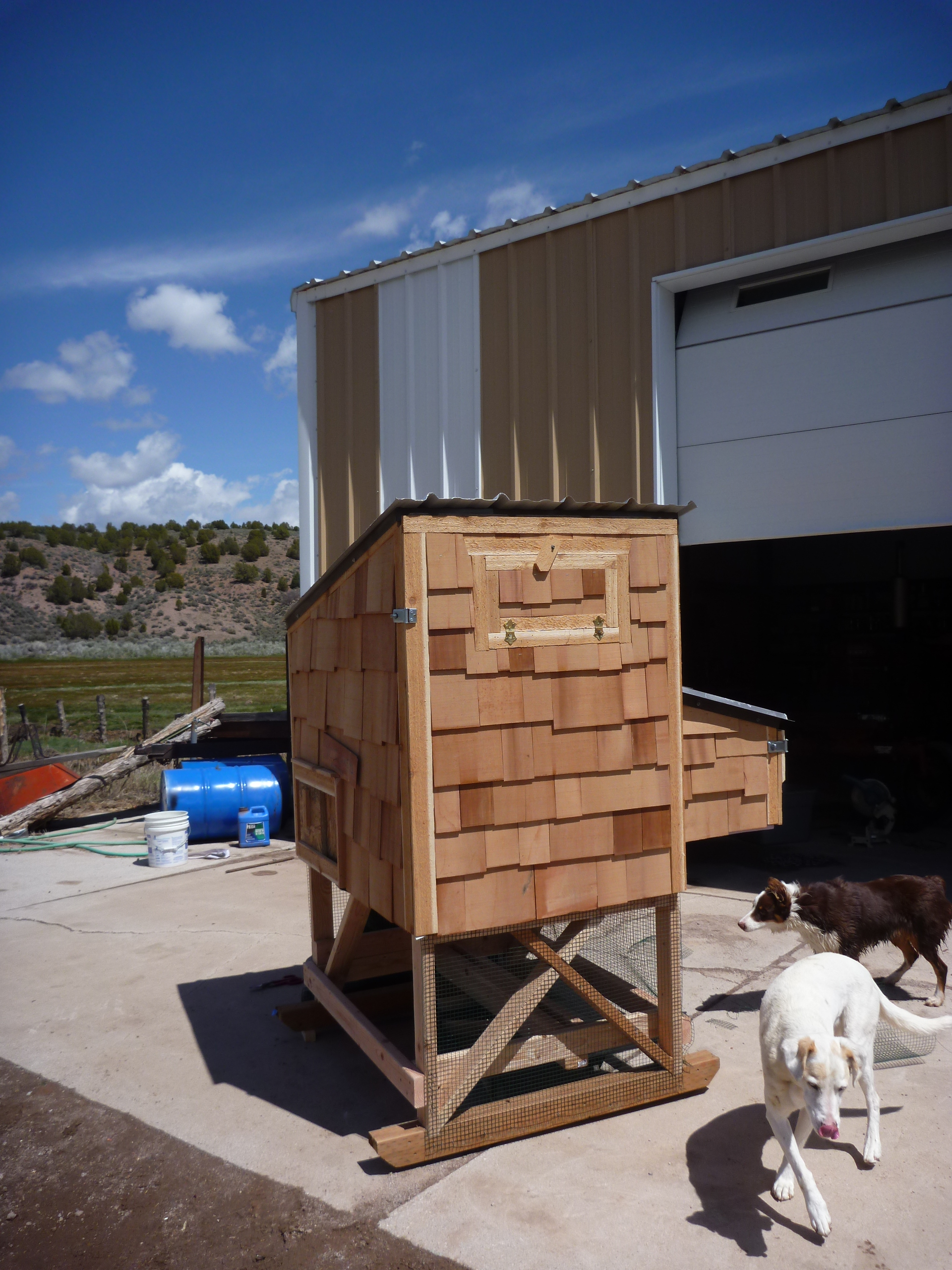 finished hen house...coop soon to follow