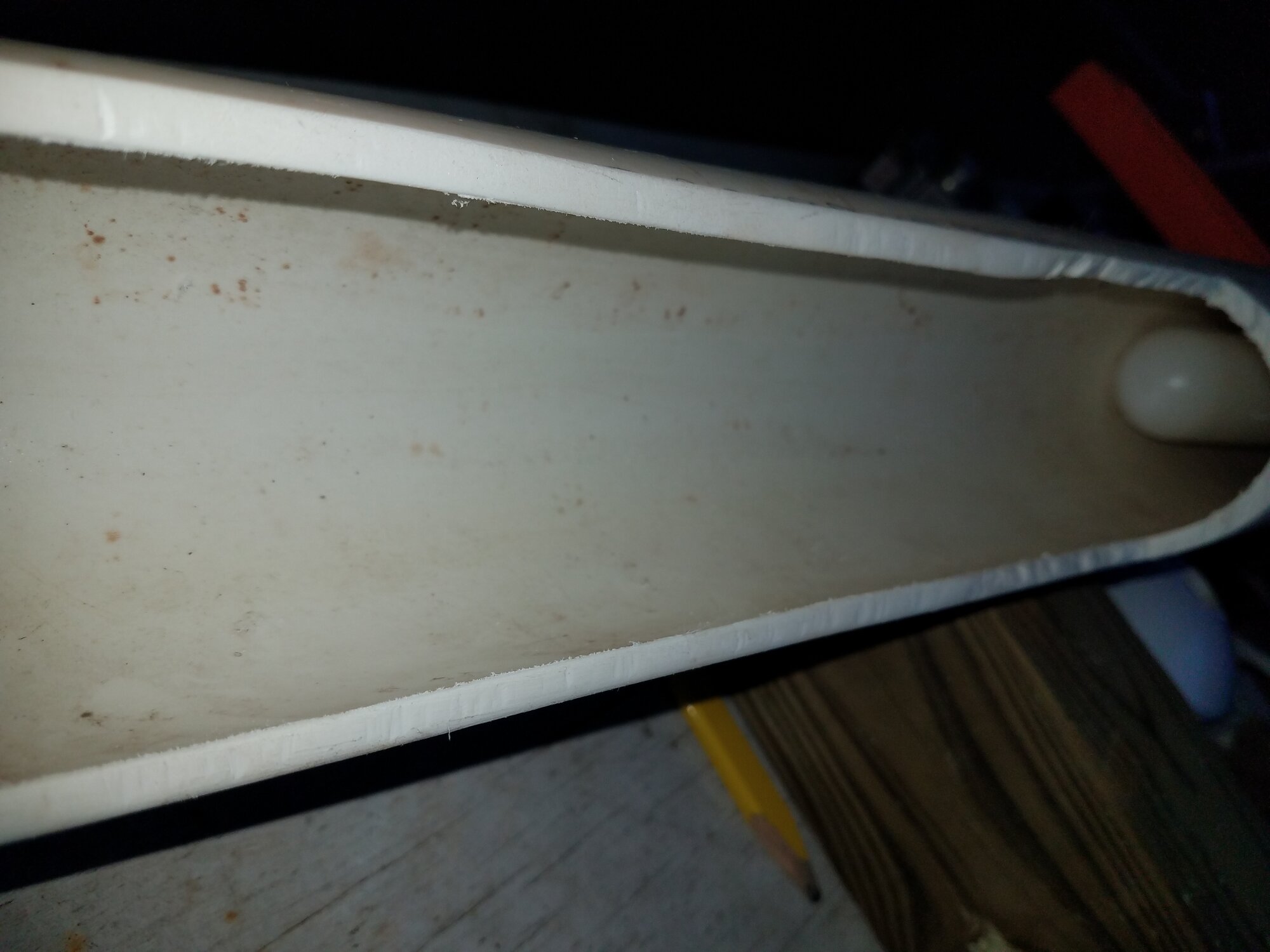 Float valve detail