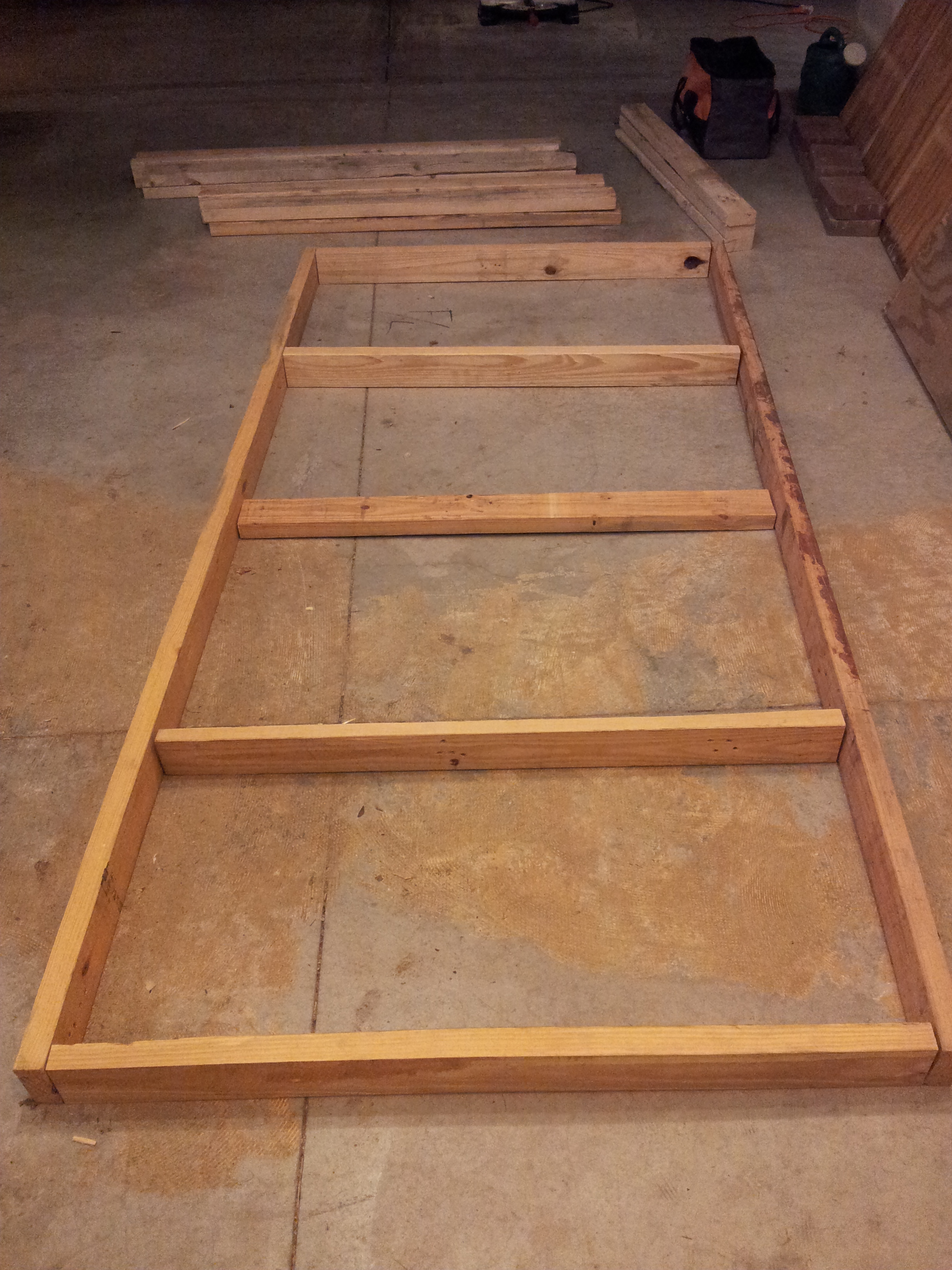 Floor frame cut.