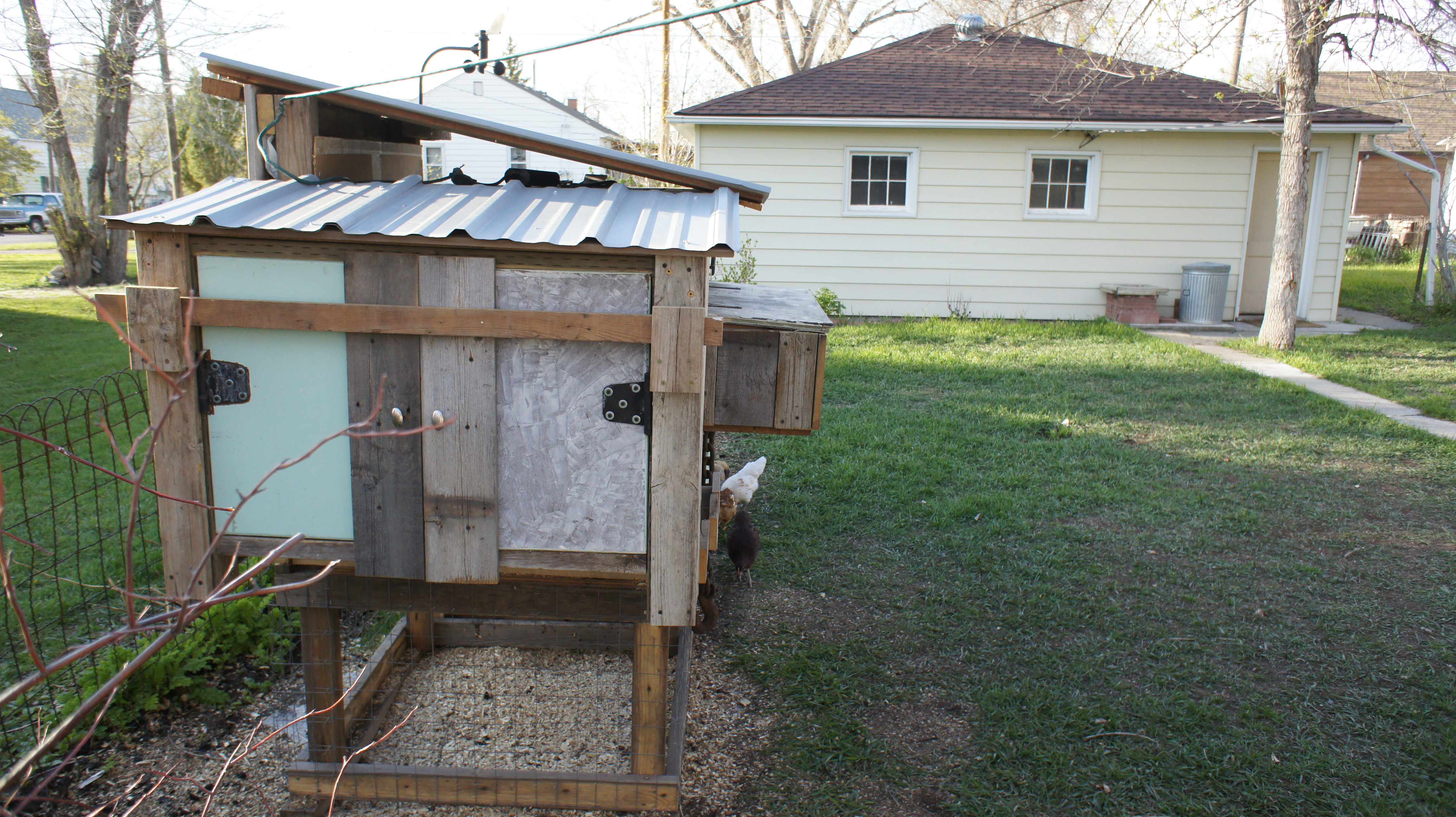 Food bin detached from main coop.