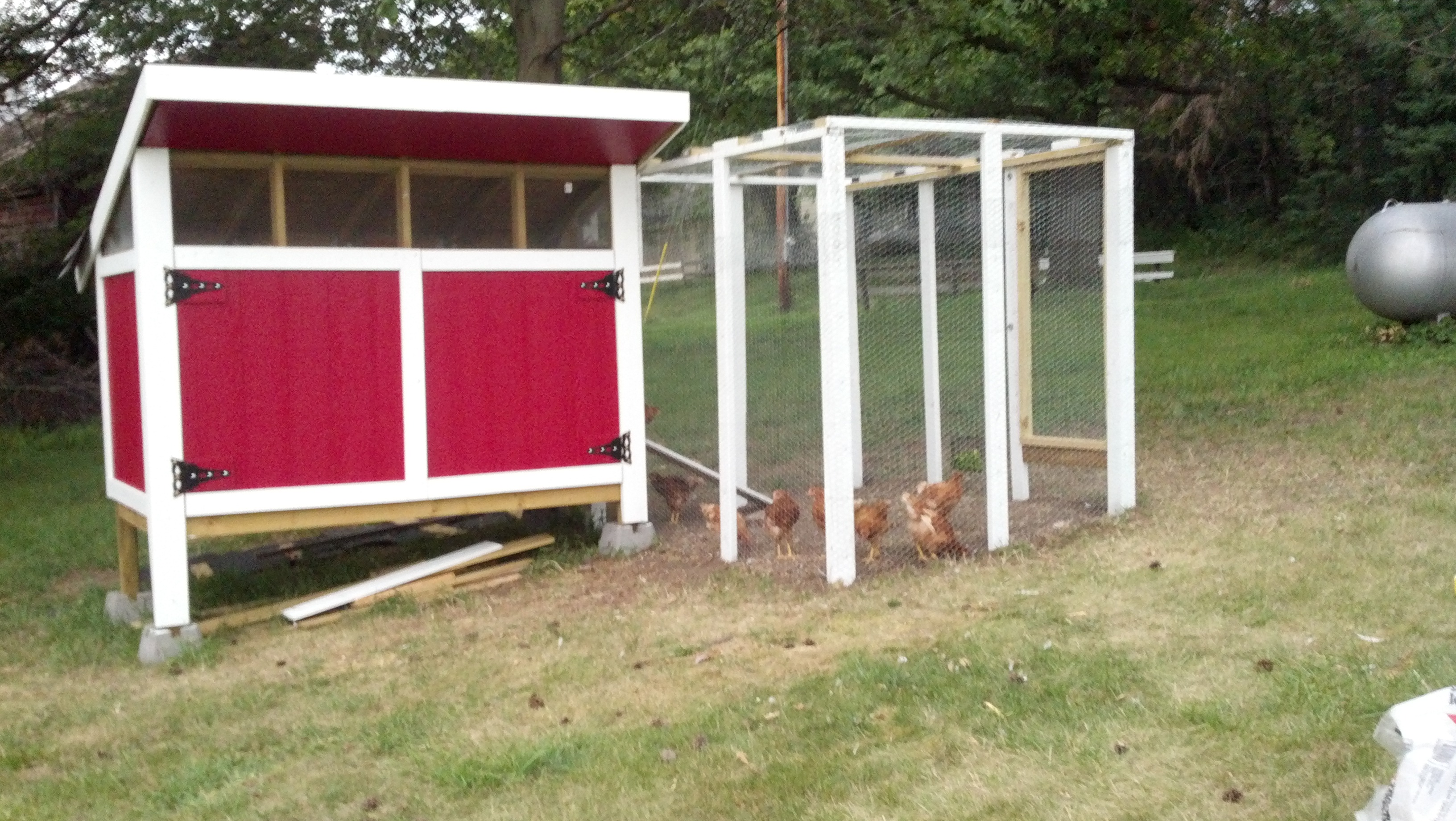 frt view, top of wall screened for vent. likely will make cover for winter.