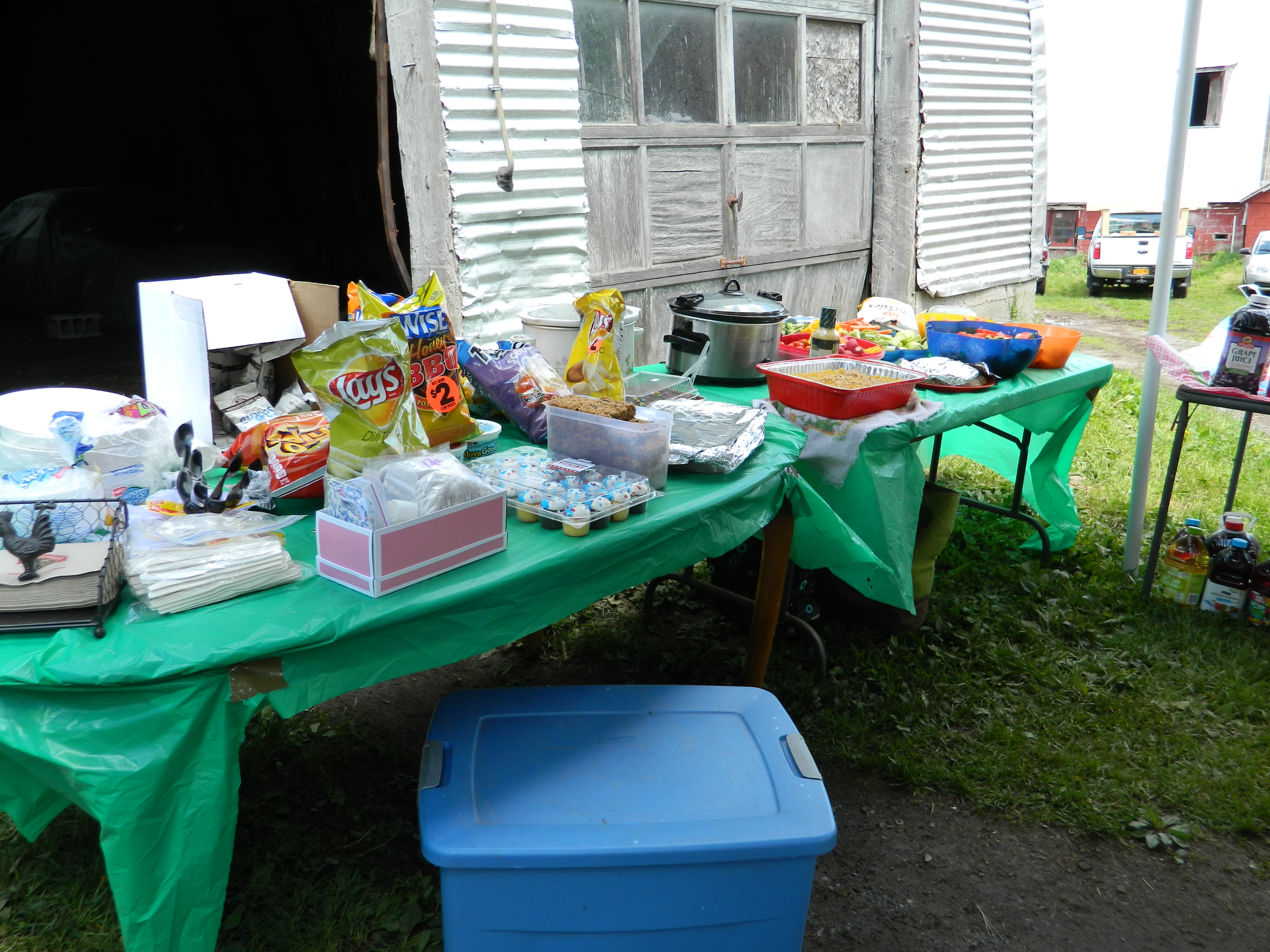 Good food started rolling in!