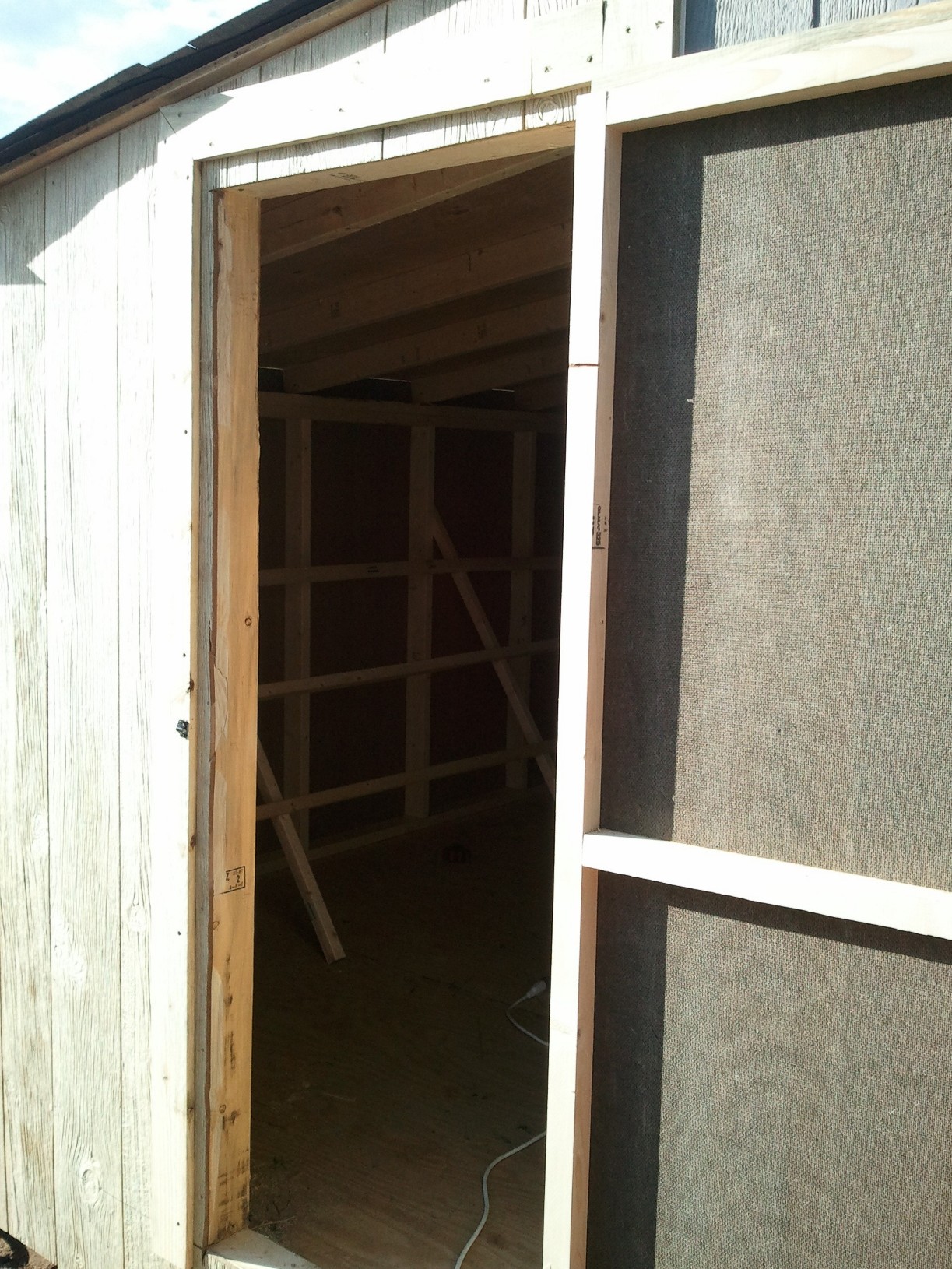 Gotta a door , yes