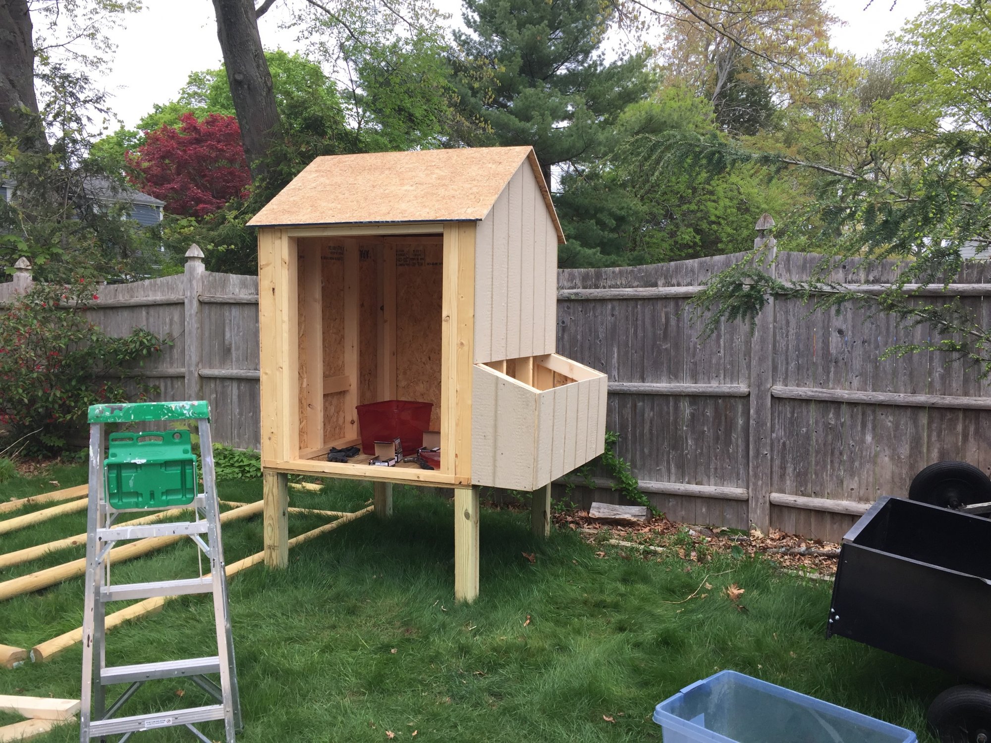 Hen Halliday Inn 2.0