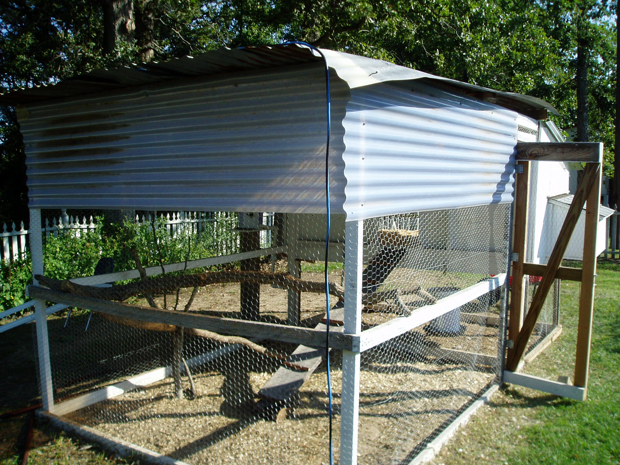 Hen house with run from the south
