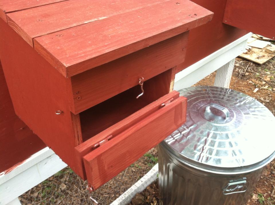 Hook & eye opening to the nesting boxes (this was a horrible idea!)
