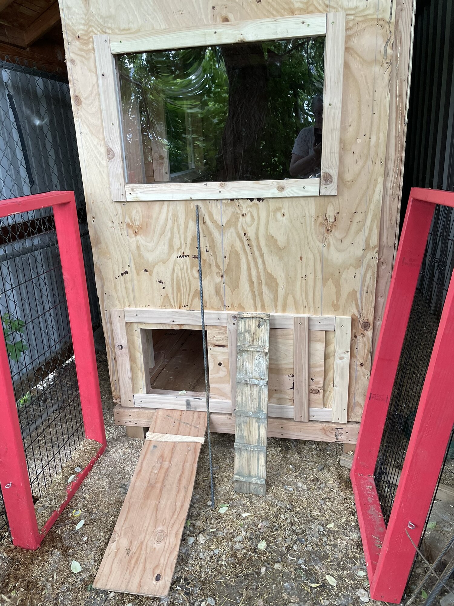 Hutch Front