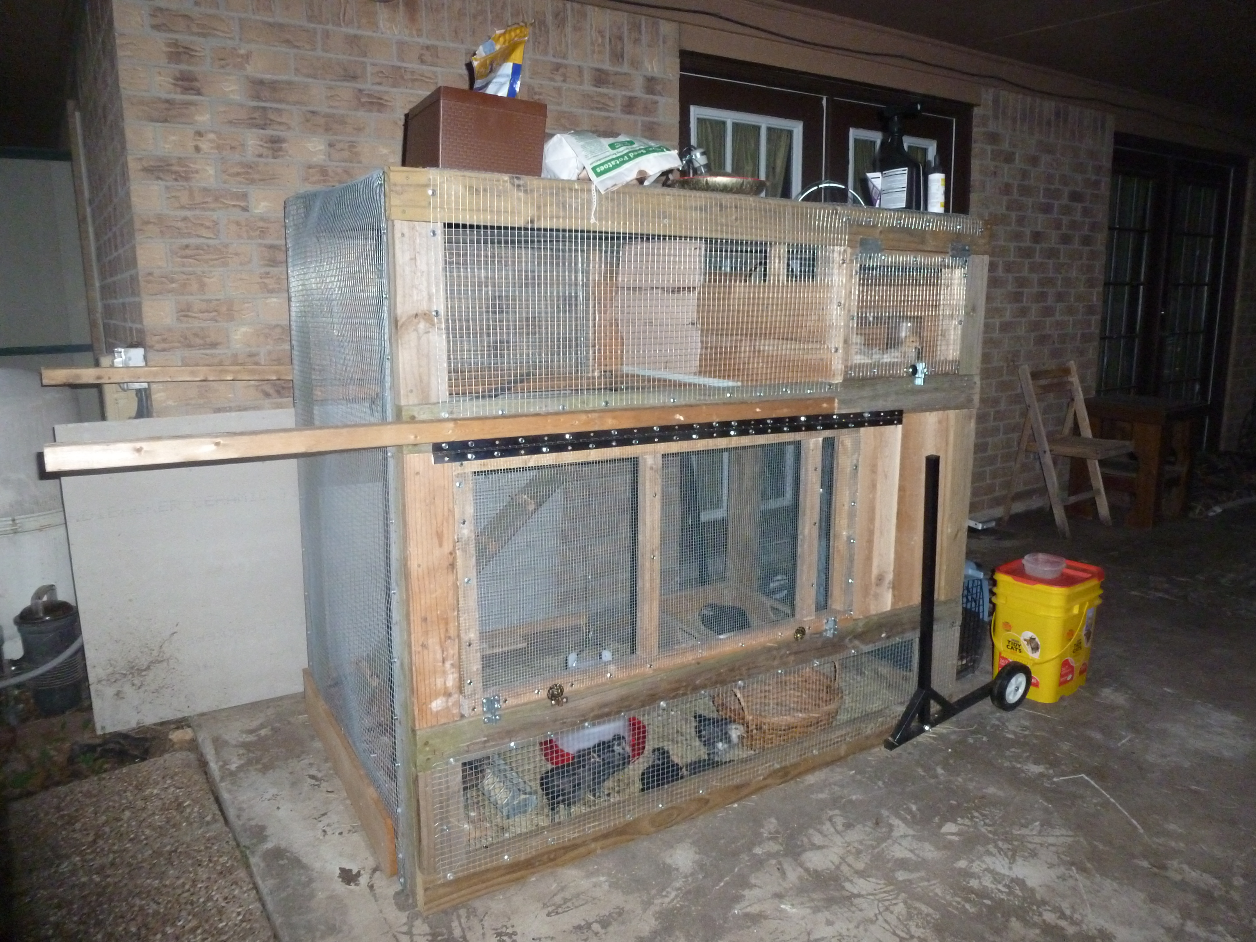 I gave an old rabbit hutch a chicken tractor make-over.