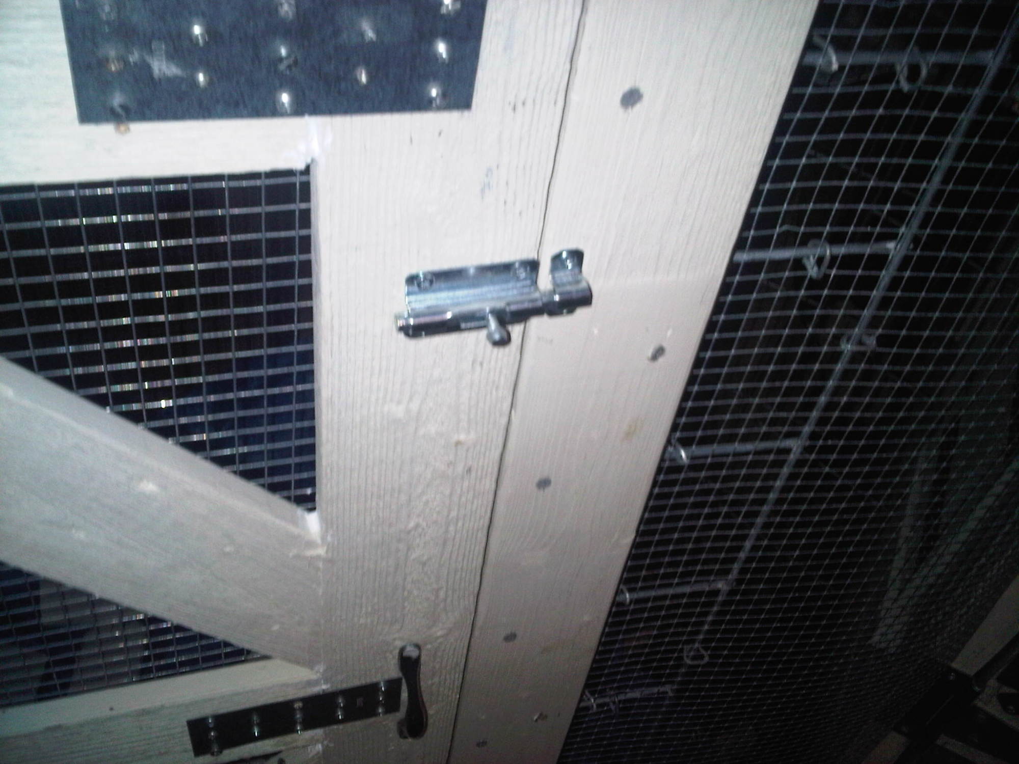 I hate this latch.