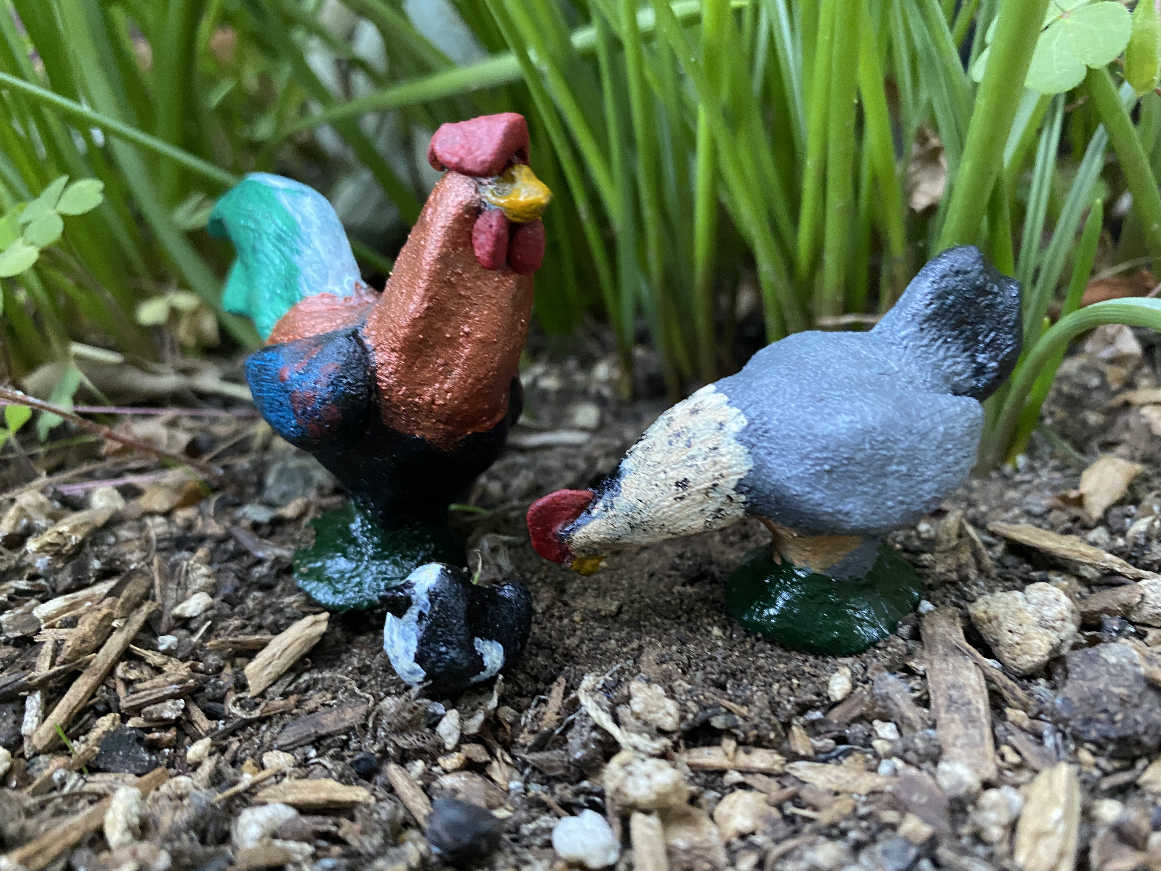 Iris, baby Iris, and Poppy.