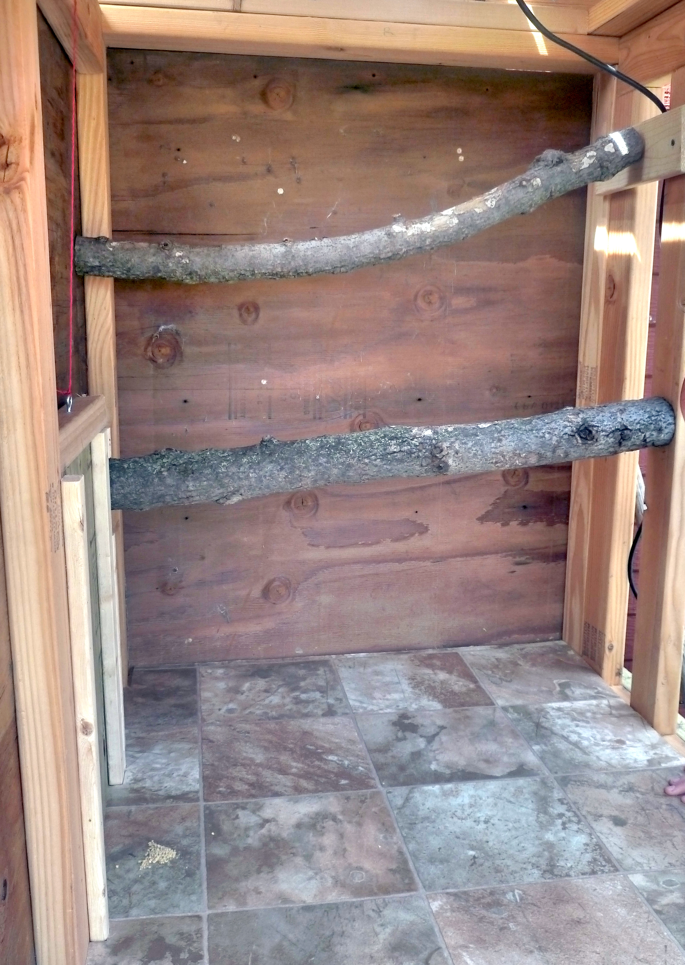 Linoleum for clean floors(under the shavings)