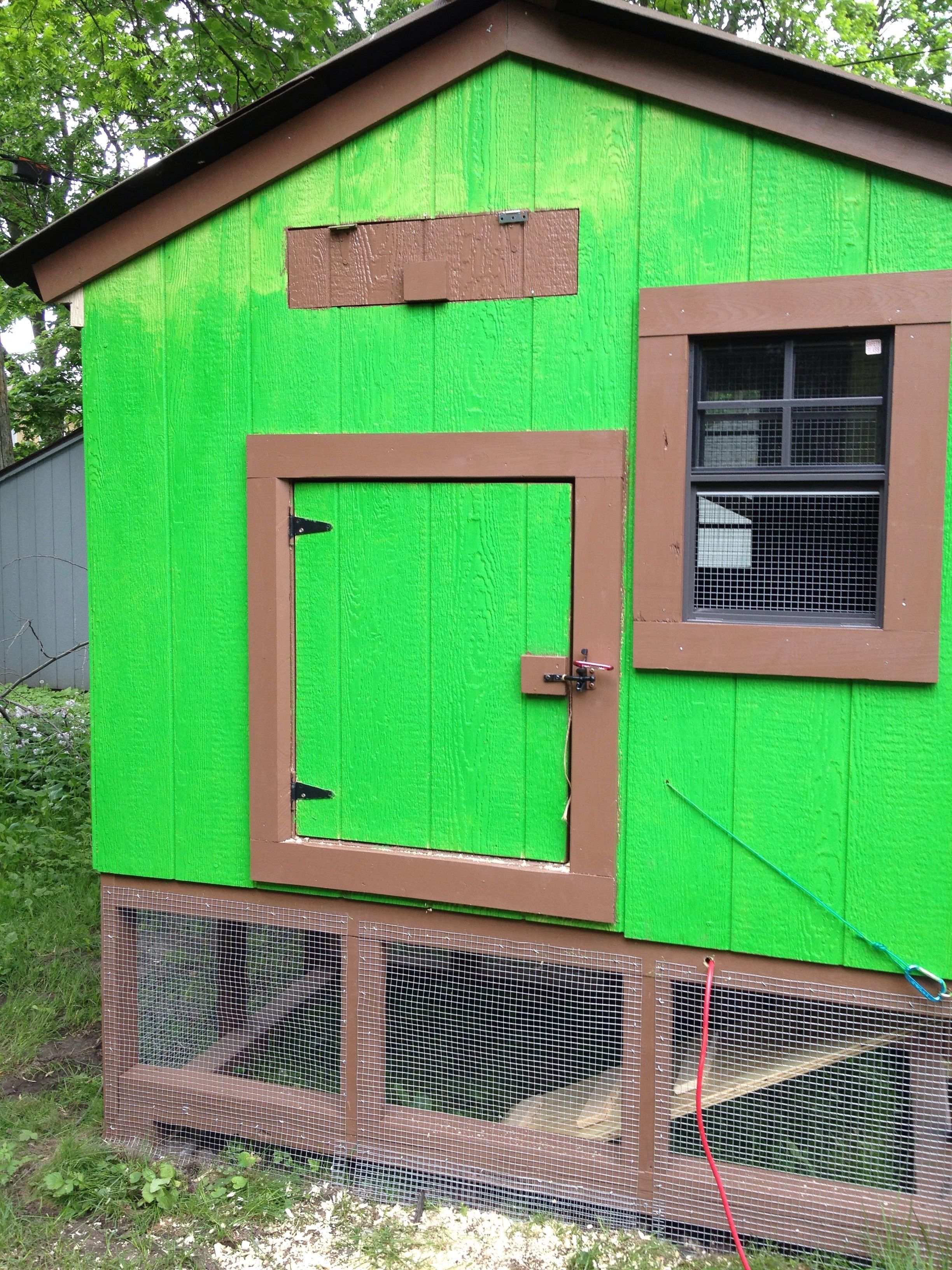 Main door to the coop. I can easily climb in to add food to the feeder, or change a light bulb out like I did this morning at 4:30 when the lights didn't turn on.