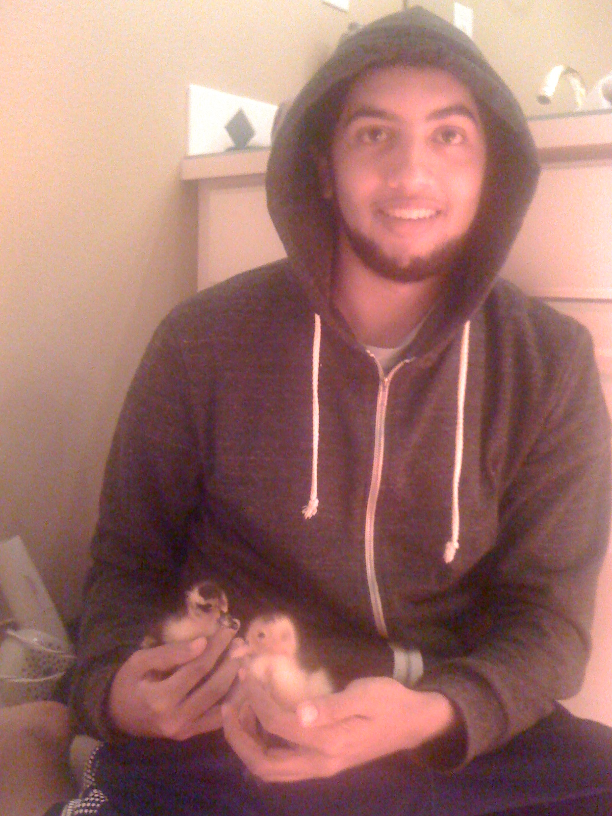 Micael (dad) with our Magpie ducklings only 34 days old!! Fantom and Maggy