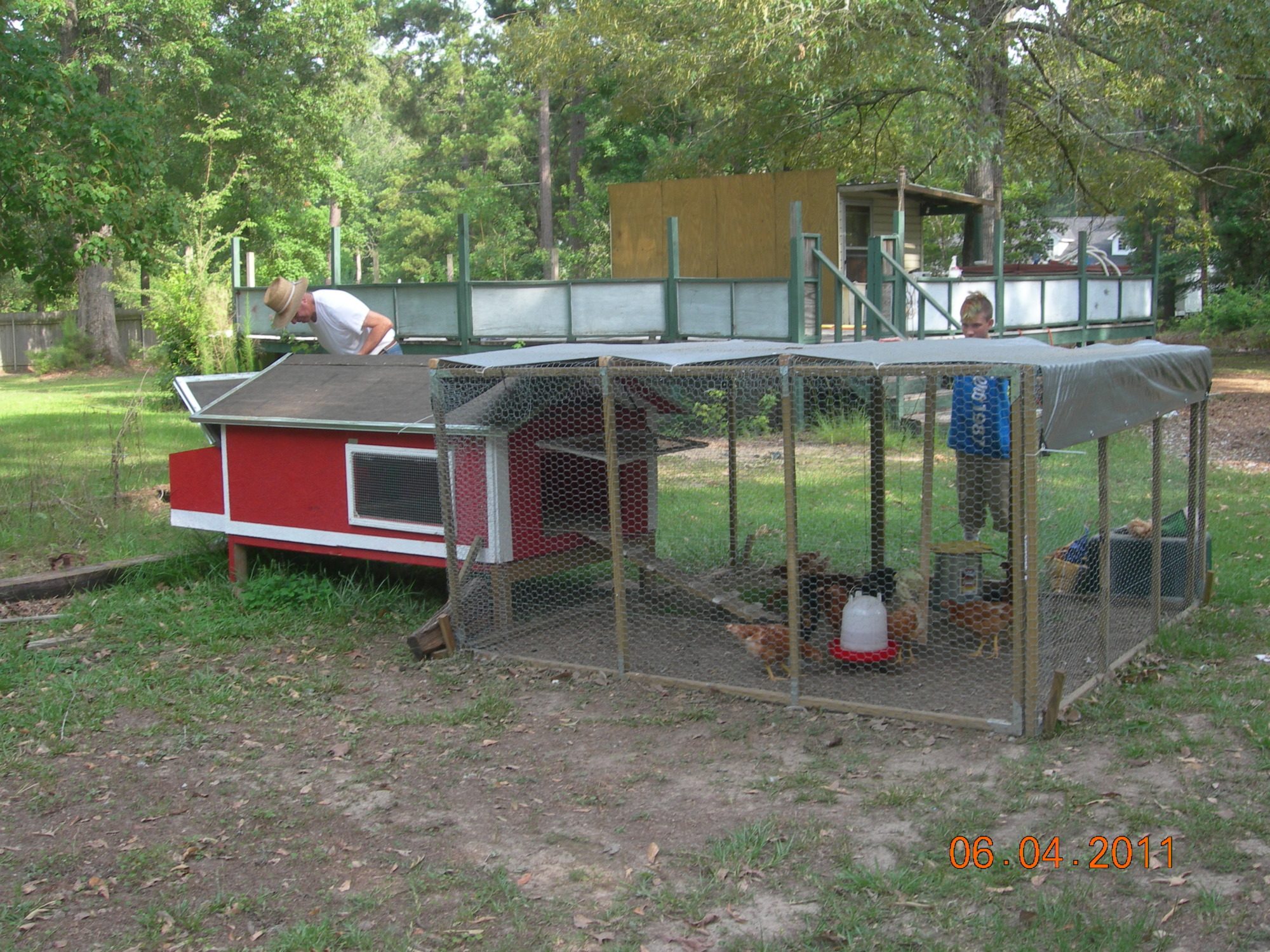 My brand new and first atempt to build a chicken coop from scratch.